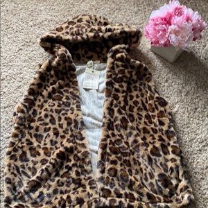 Soft leopard best BNWT By Grace and Emma sz M/L